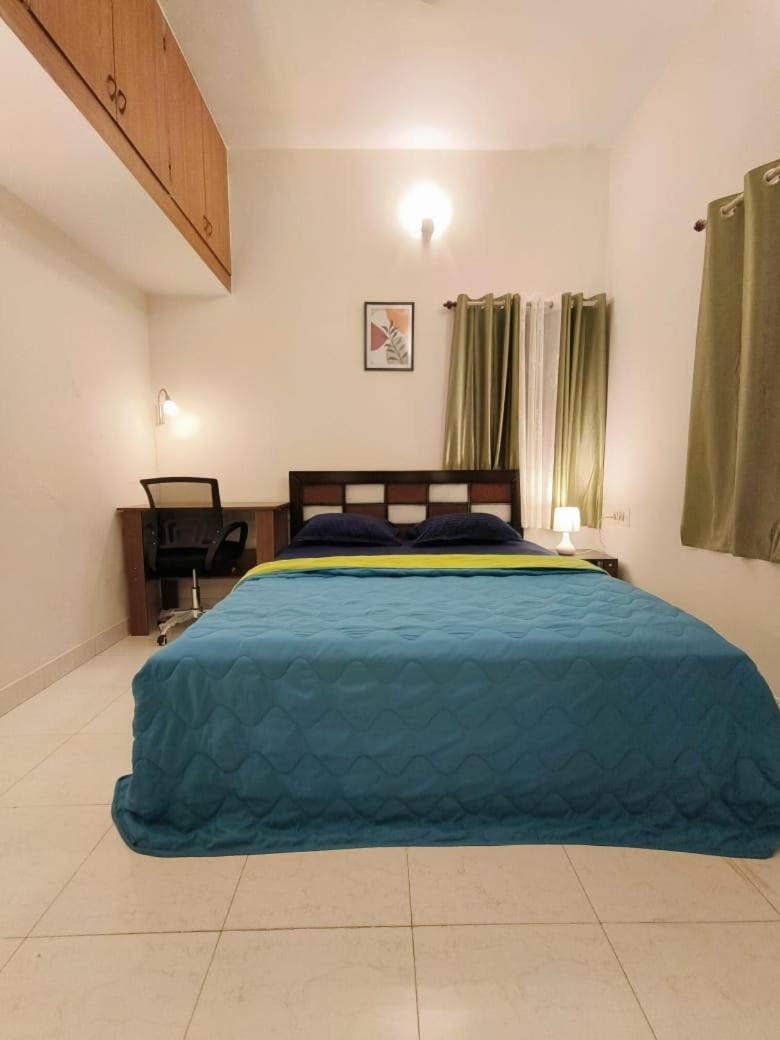 Homestayz Crown Бангалор Экстерьер фото